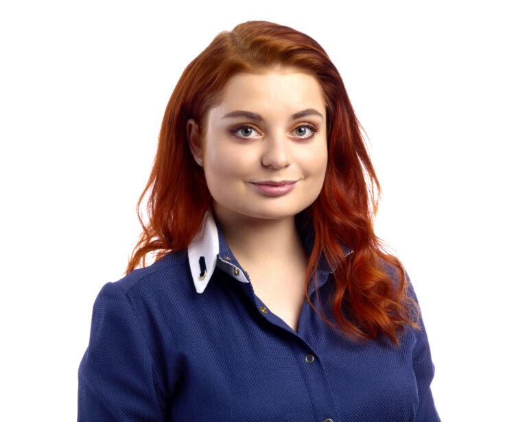 OUR TEAM 32 Anna Seryna